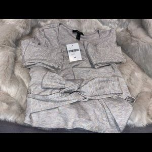 Forever 21 long sleeve crop top tie around belt